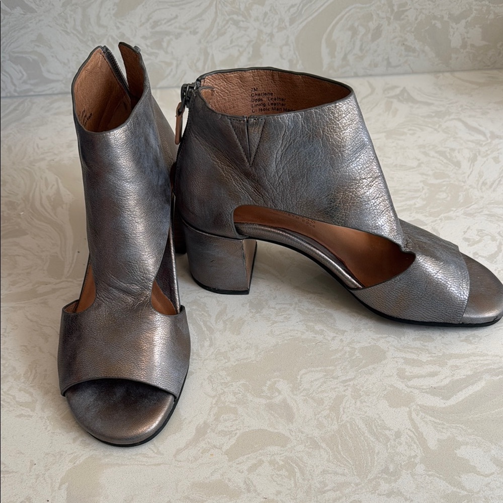 Gentle Soles Charlene Cut Out Pewter Silver and Gold Women's Zip Heeled Sandals